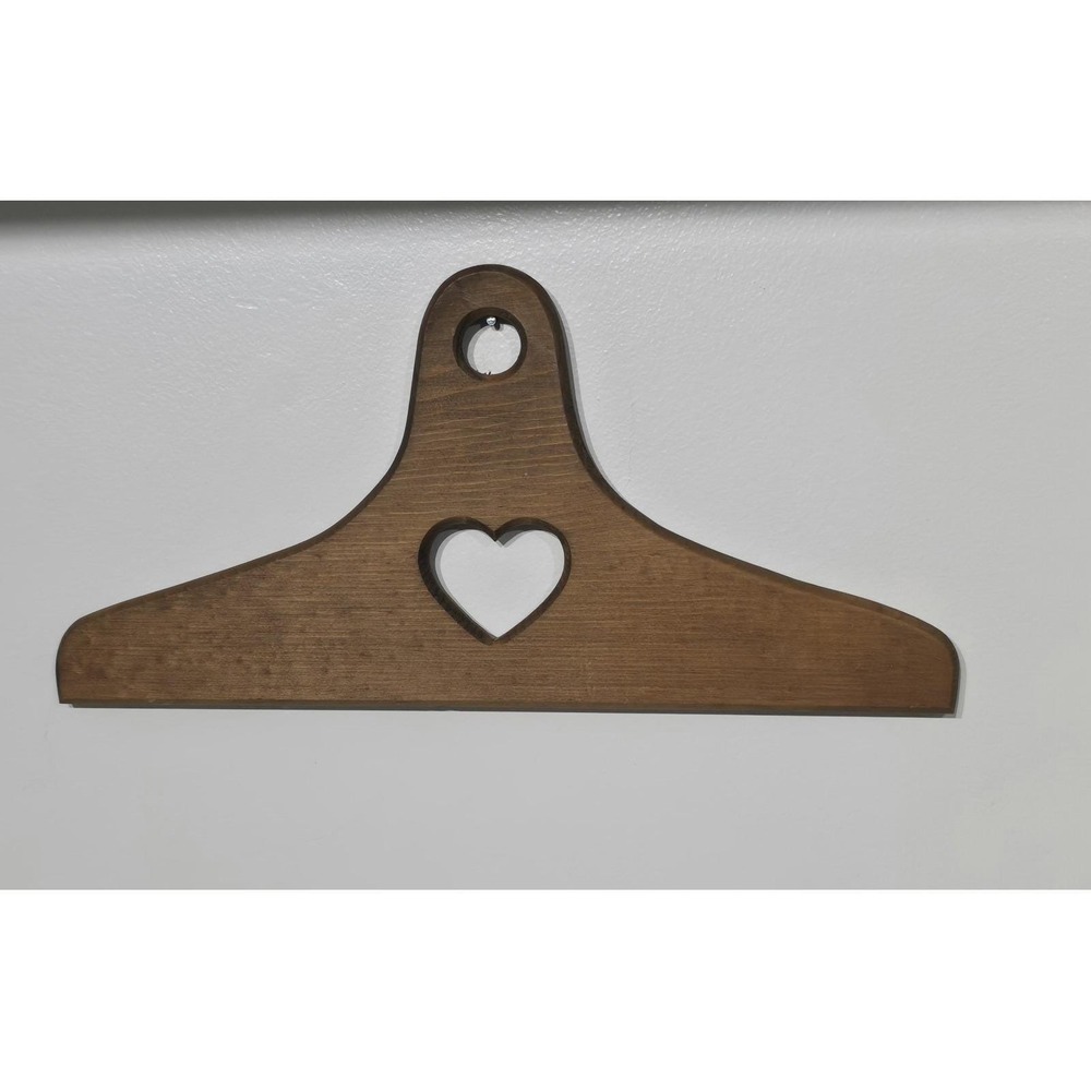 VTG Hand Cut Heart Wooden Clothes Hanger for Peg Rack Country Farmhouse Folk Art